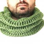 Neckwarmer or Cowl Green Cr..