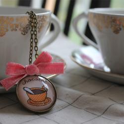 Chocolat Pendant